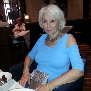 Meet your Posher, Francoise